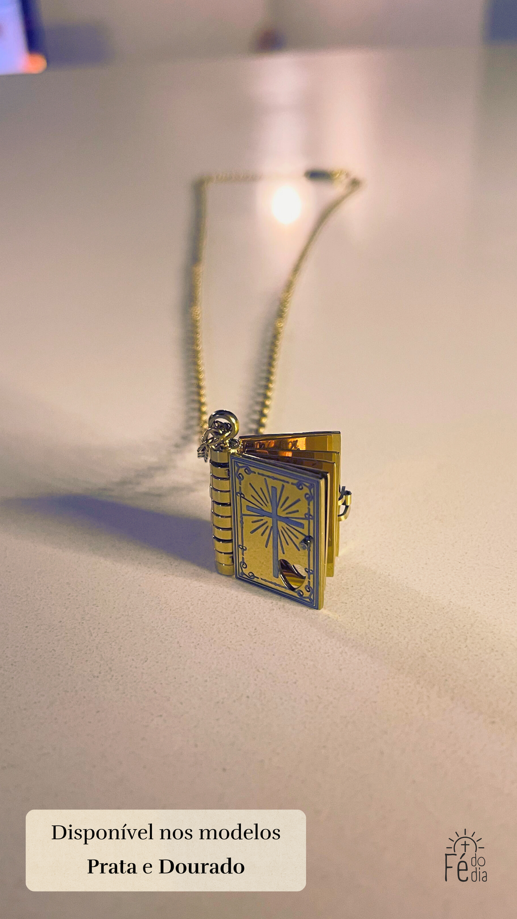 Pingente Feminino - Bíblia